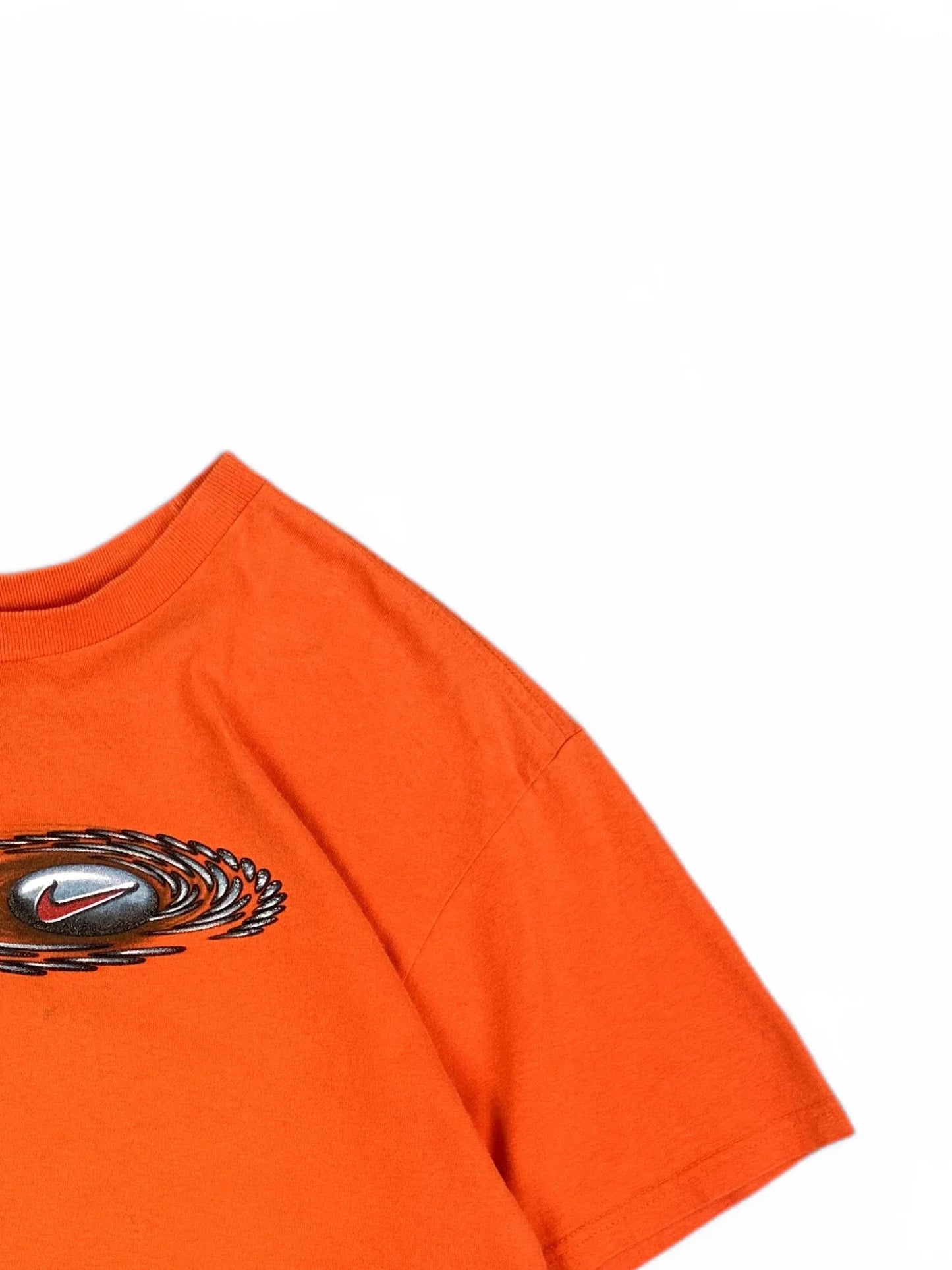 Vintage 00s (y2k) Nike Cyber T-shirt