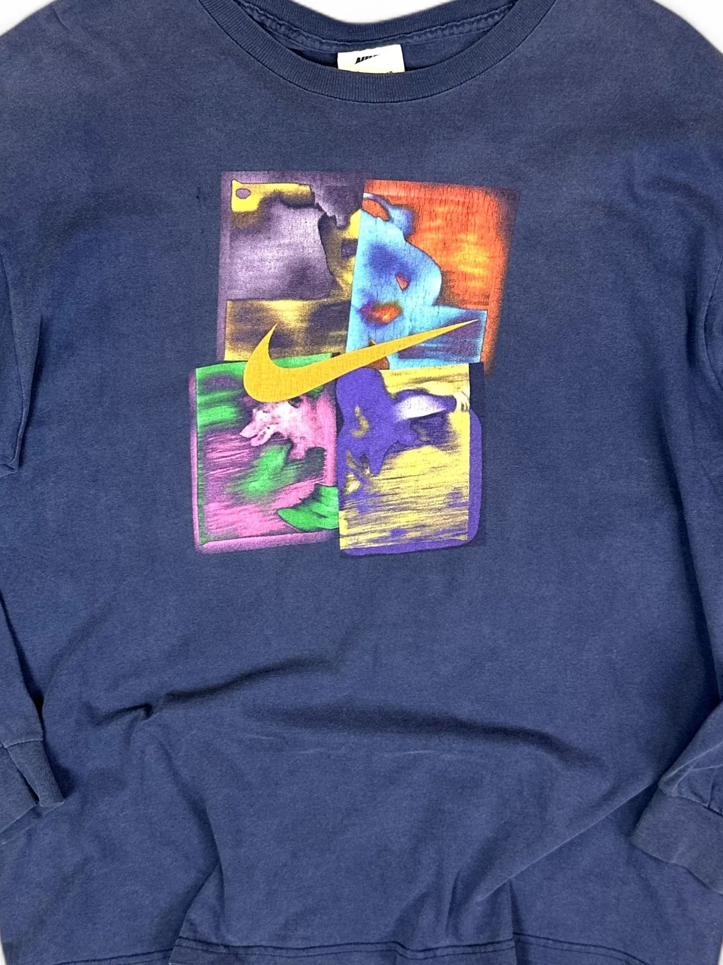 Vintage (90s) Nike Long Sleeve T-shirt