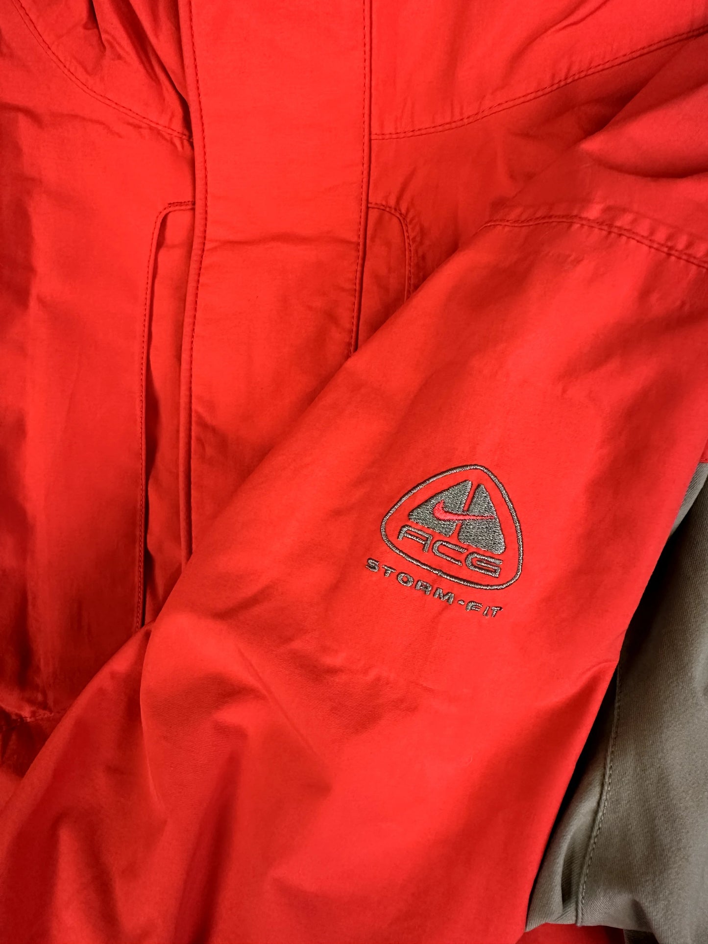 Vintage 00s (y2k) Nike ACG Jacket