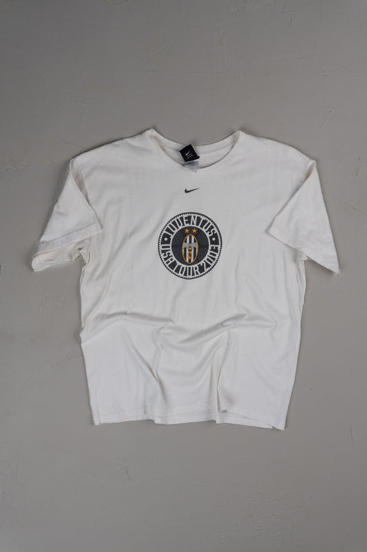 Vintage 00s Y2K Juventus T-shirt