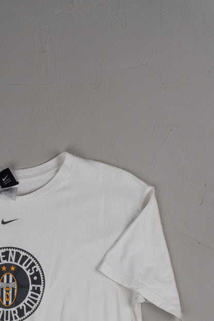 Vintage 00s Y2K Juventus T-shirt