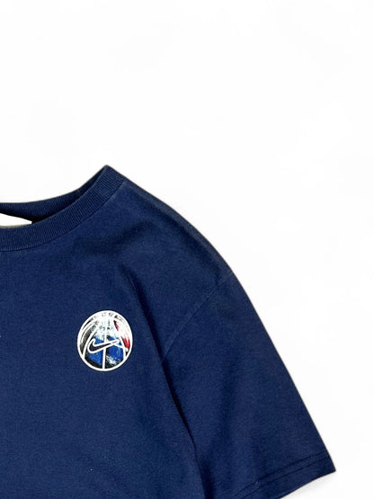 Vintage 00s (y2k) Nike T-shirt