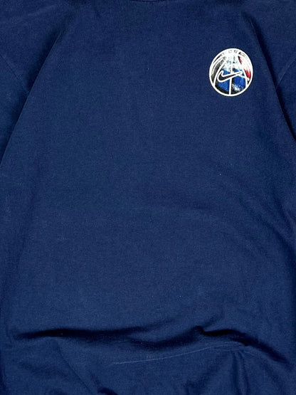 Vintage 00s (y2k) Nike T-shirt