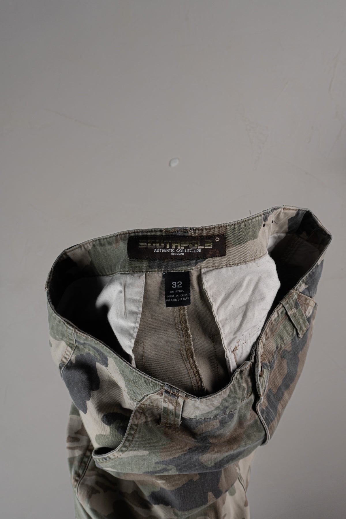Vintage 00s Y2K Southpole Cargo Shorts