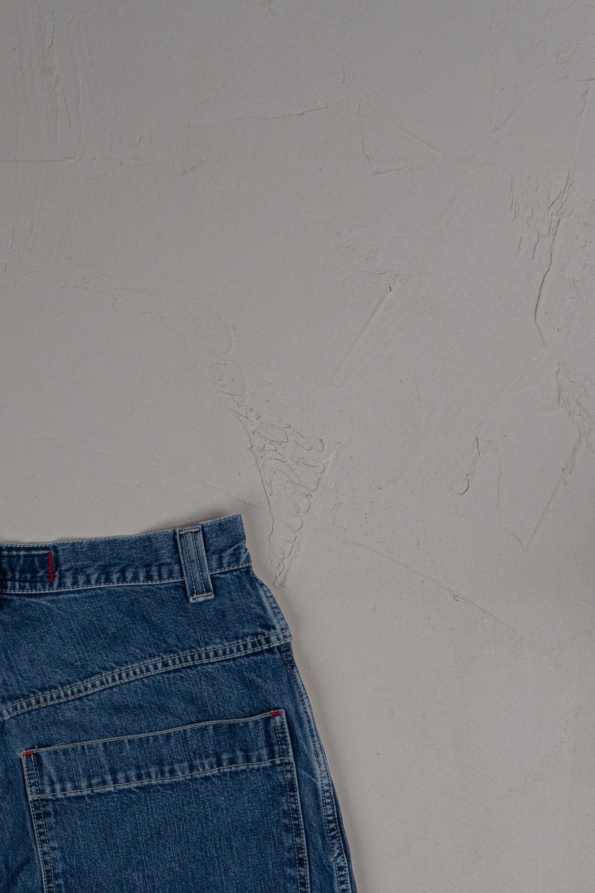 Vintage 90s JNCO Embroidered Crown Logo Denim Shorts/jorts